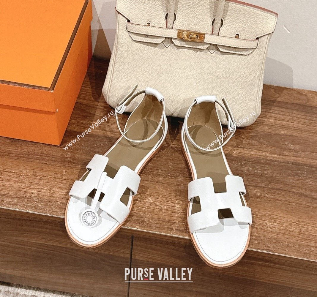 Hermes Santorini Flat Sandals in Smooth Calfskin White 2024 H090901 (MD-240909018)