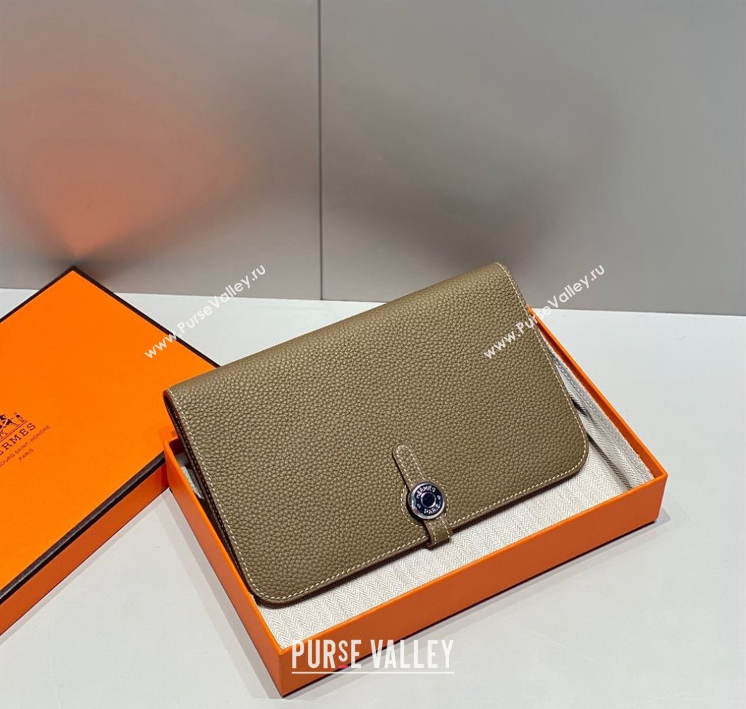 Hermes R.M.S Togo Supple Leather Passport Holder Elephant Grey 2024 H092402 (FLB-240924076)