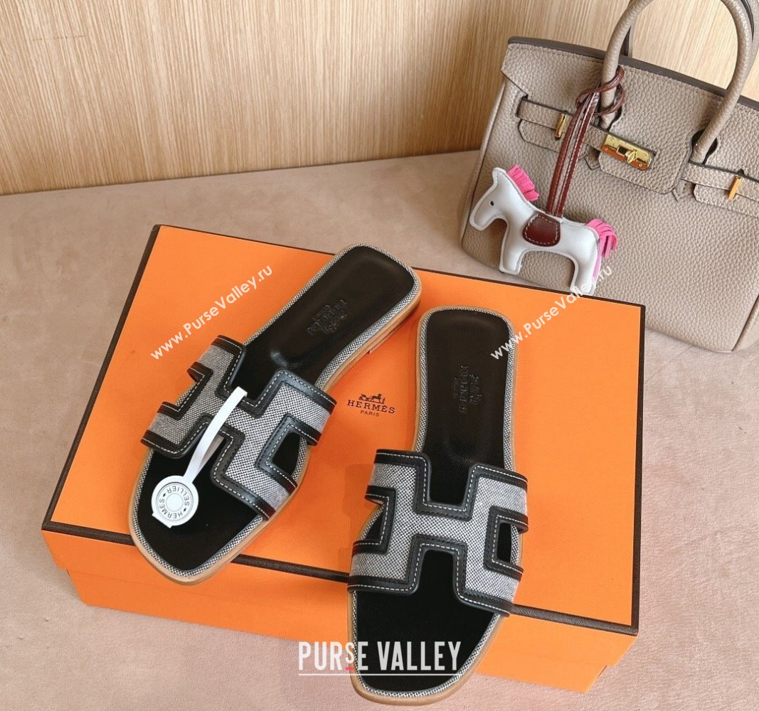 Hermes Classic Oran Flat Slides Sandal in Calfskin and Denim Black/Grey 2024 1008 (MD-241008135)