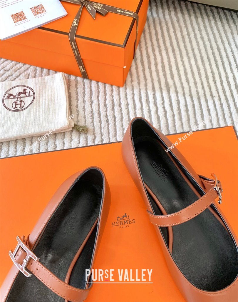 Hermes Mary Jane Ballet Flat in Calfskin with Hapi Buckle Brown 2024 (MD-241008141)