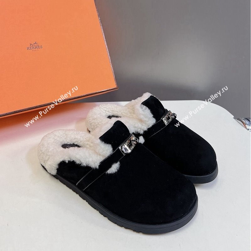 Hermes Kelly Buckle Mules in Suede and Wool Fur Black 2024 H1000802 (MD-241008104)