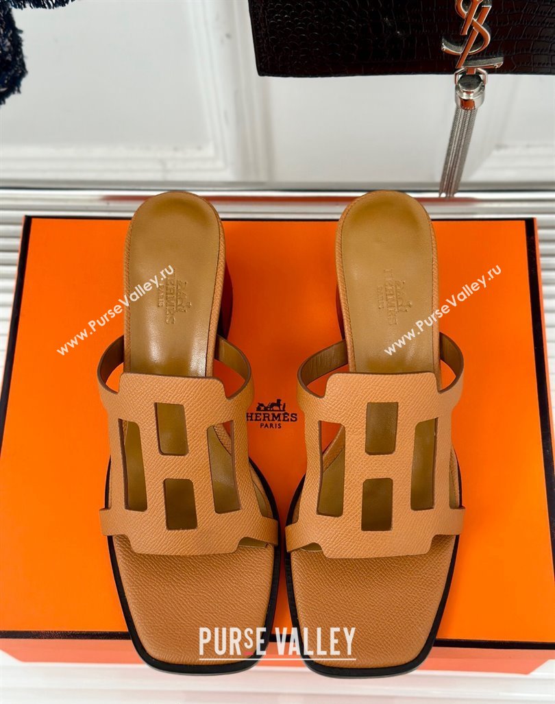 Hermes Izzy Heel Slides Sandal 5cm in Grained Calfskin with Contrasting Edges and H cut-out Brown 2024 (MD-241008112)