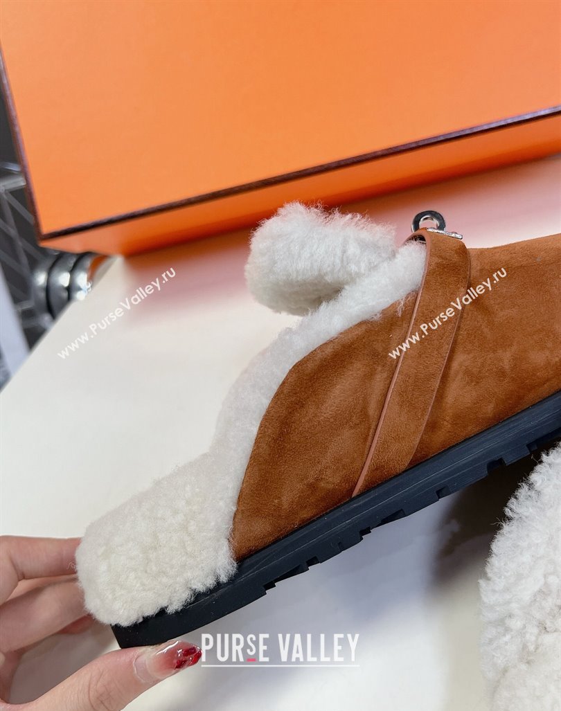 Hermes Kelly Buckle Mules in Suede and Wool Fur Brown 2024 H1000802 (MD-241008105)