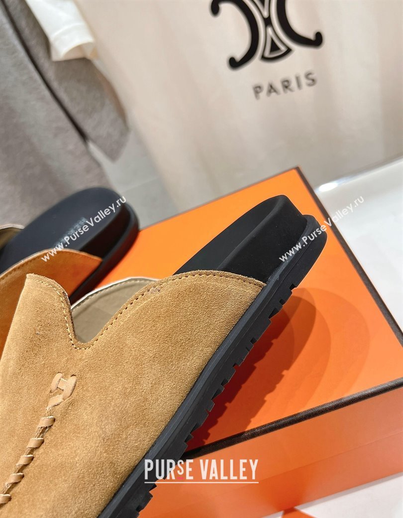 Hermes Johan Flat Mules in Suede with Braided Leather Detail Light Brown 2024 (MD-241230131)