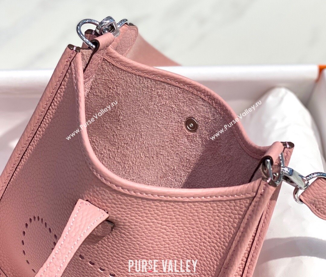Hermes Evelyne Mini Bag 18cm in Togo Calfskin Milk Shake Pink 2025 0118 (FL-250118022)
