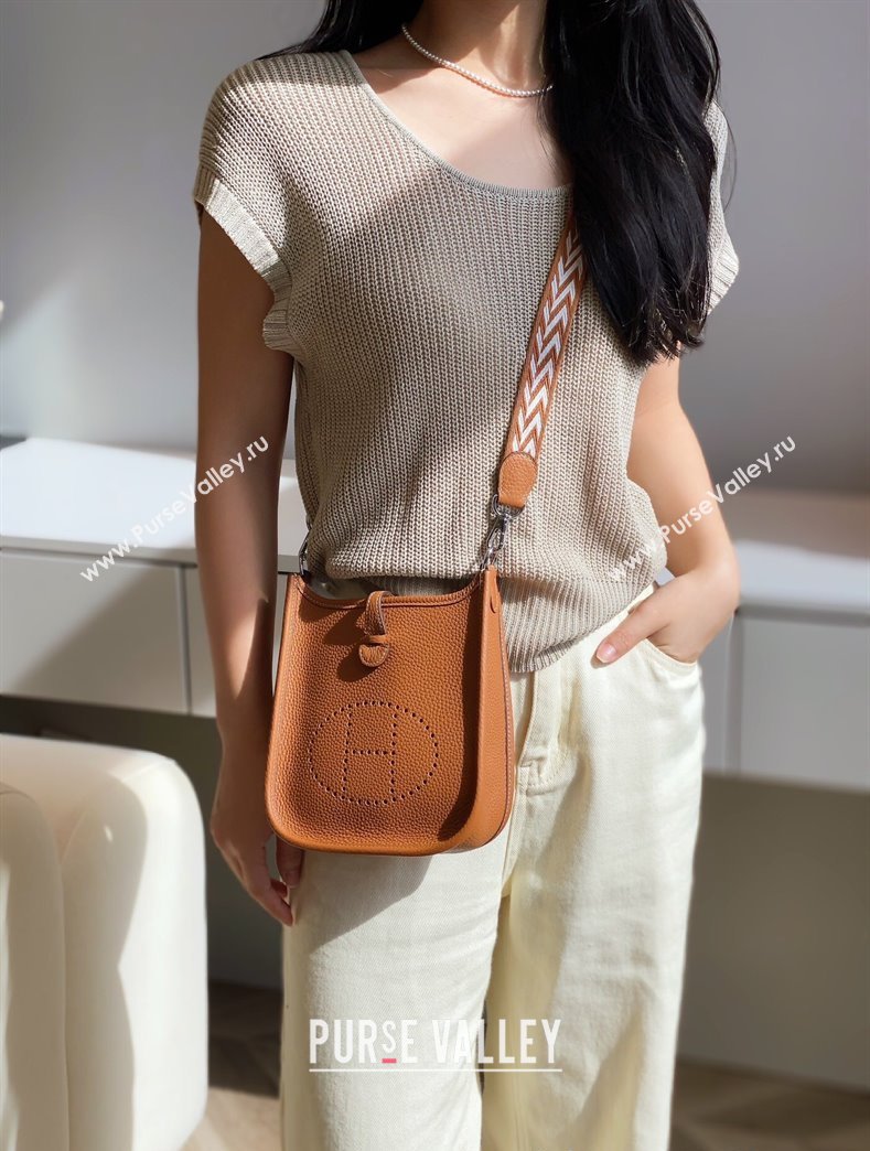 Hermes Evelyne Mini Bag 18cm in Togo Calfskin Golden Brown 2025 0118 (FL-250118014)