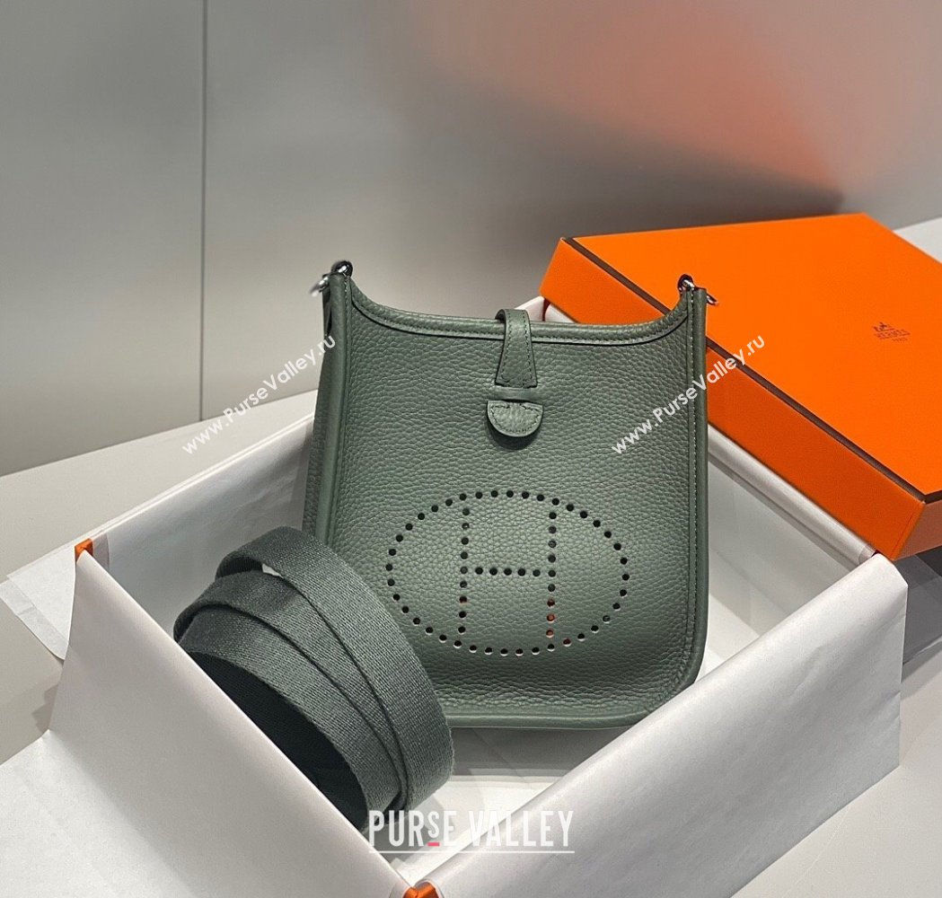 Hermes Evelyne Mini Bag 18cm in Togo Calfskin Almond Green 2025 0118 (FL-250118027)