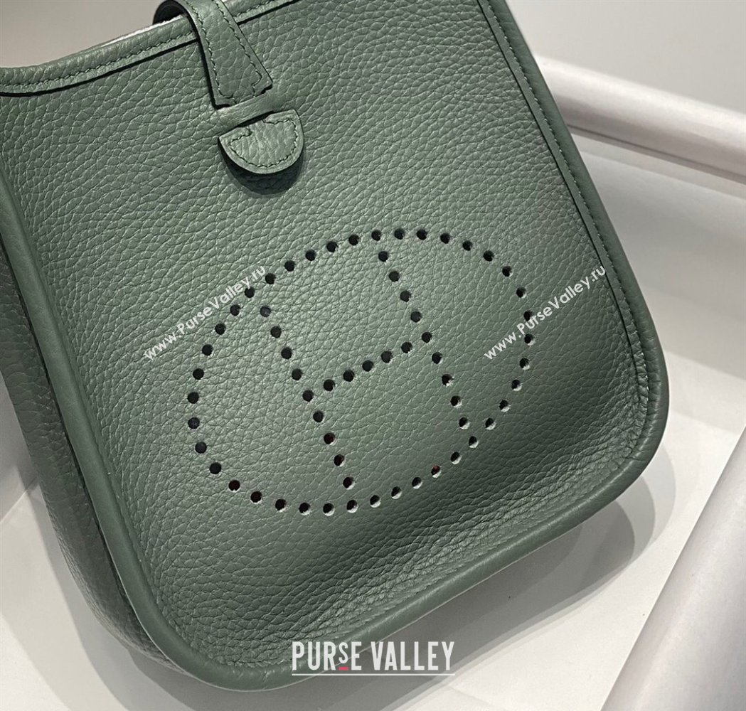 Hermes Evelyne Mini Bag 18cm in Togo Calfskin Almond Green 2025 0118 (FL-250118027)