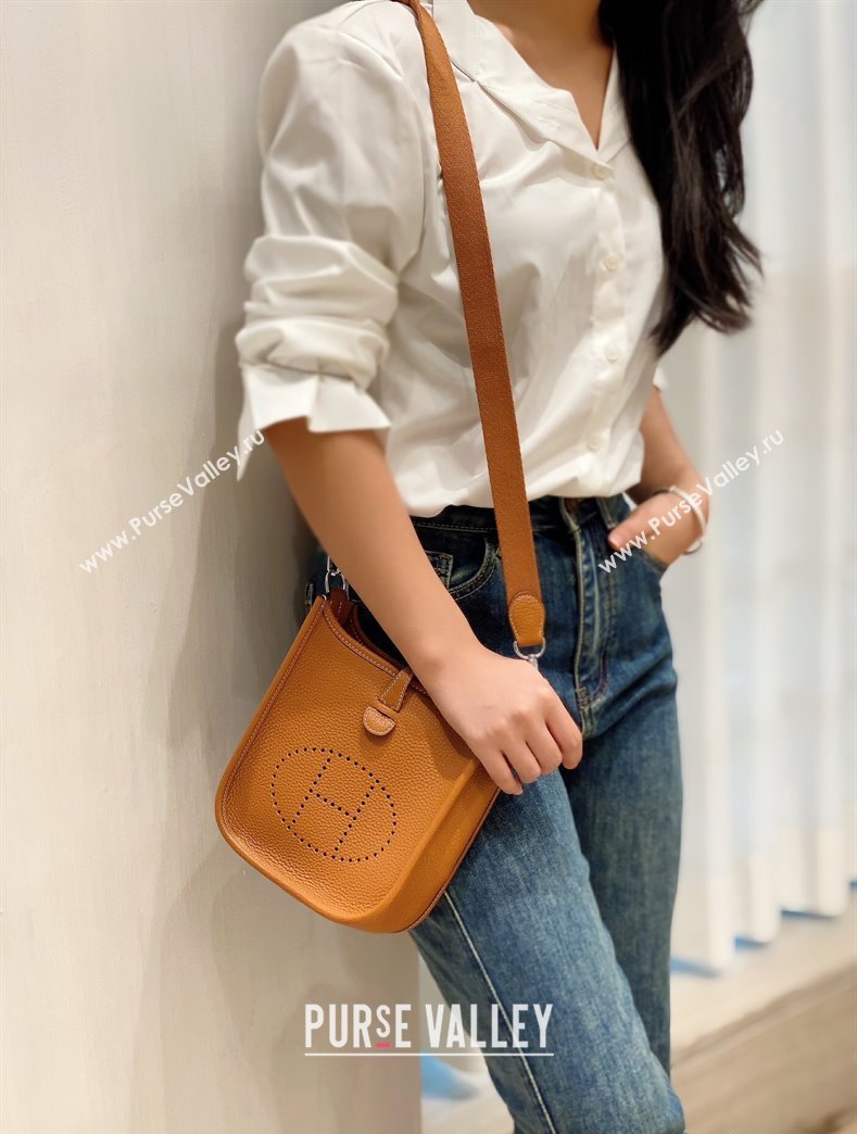Hermes Evelyne Mini Bag 18cm in Togo Calfskin Golden Brown 2025 0118 (FL-250118029)