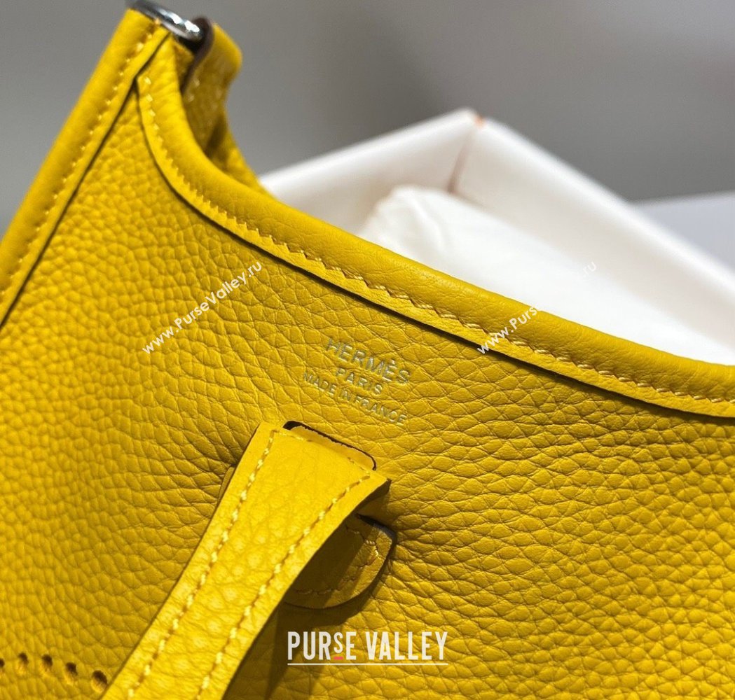 Hermes Evelyne Mini Bag 18cm in Togo Calfskin Amber Yellow 2025 0118 (FL-250118015)