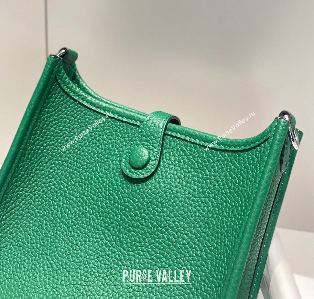 Hermes Evelyne Mini Bag 18cm in Togo Calfskin Emerald Green 2025 0118 (FL-250118017)