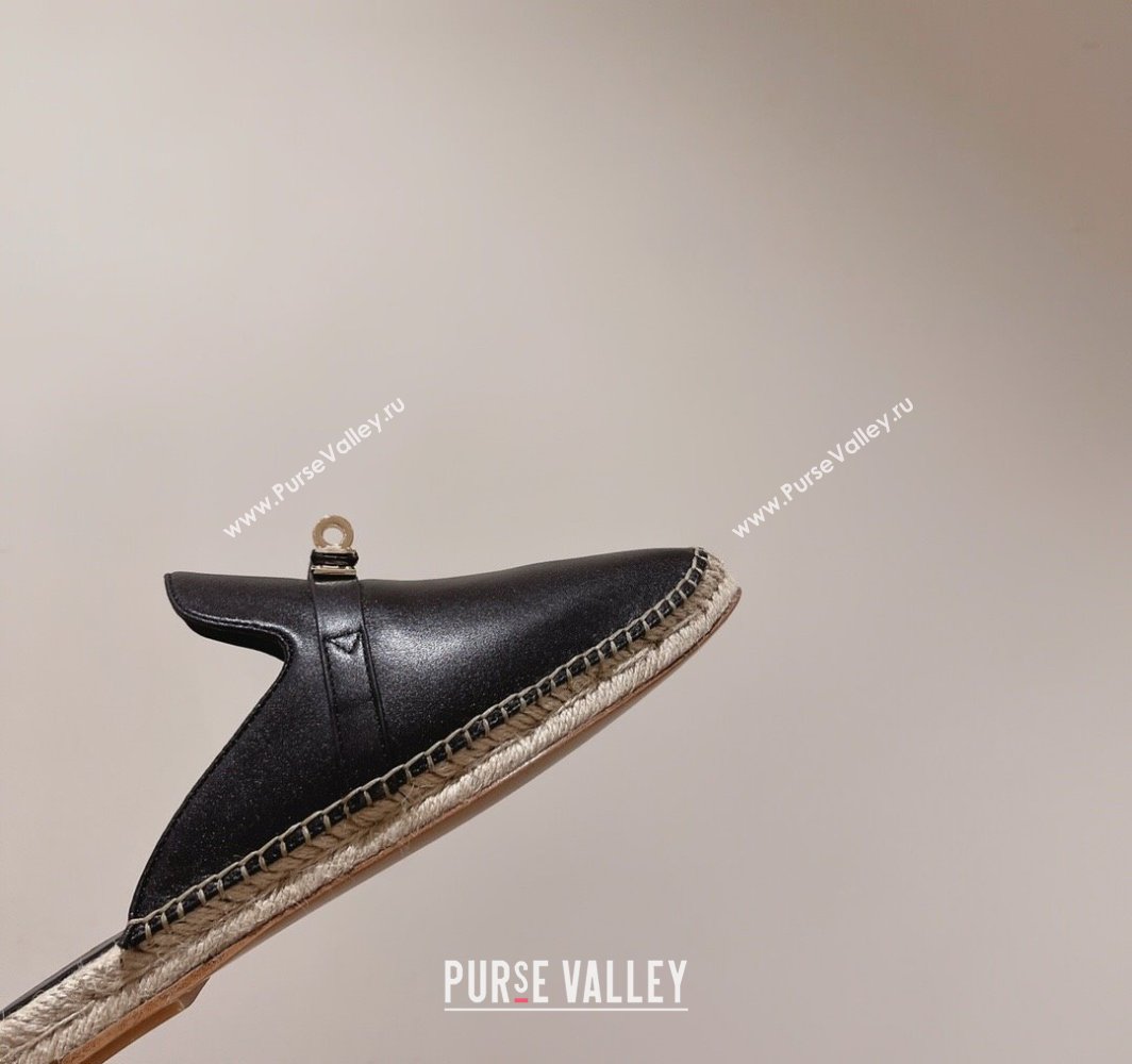 Hermes Elda Calfskin Flat Mules with Kelly Buckle Black 2025 (MD-250226106)