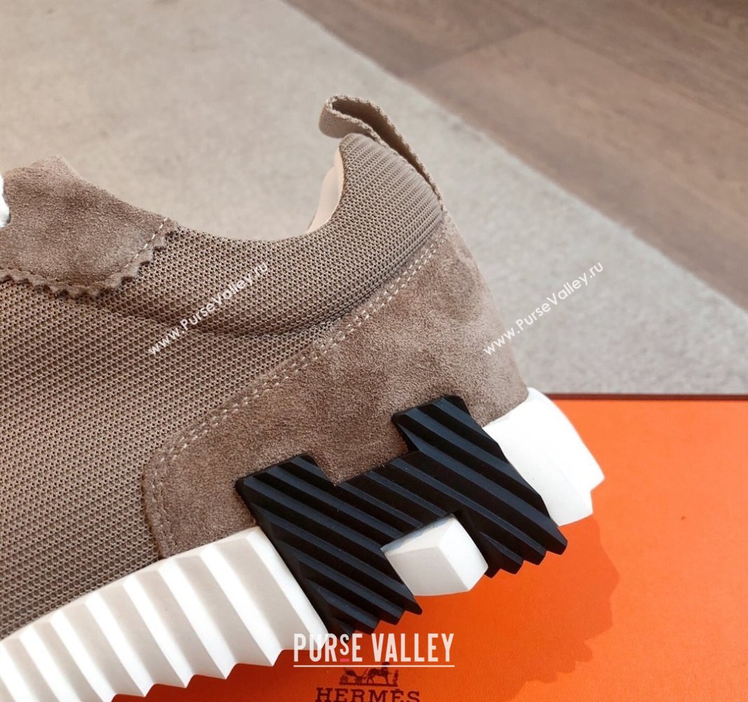 Hermes Bouncing Sneakers in Textured Mesh and Suede Taupe 2025 0417 (XC-250417154)