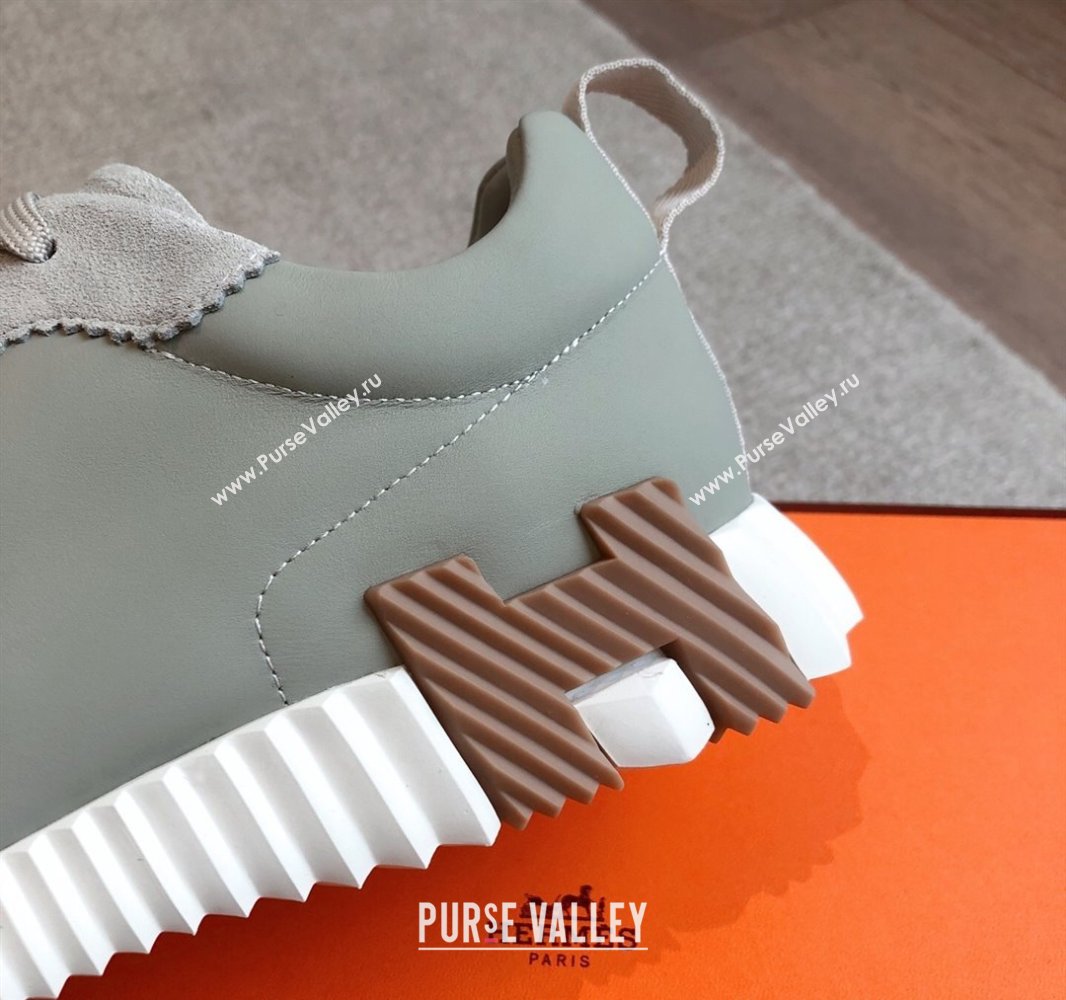 Hermes Bouncing Sneakers in Calfskin Leather and Suede Grey/Green 2025 0417 (XC-250418020)