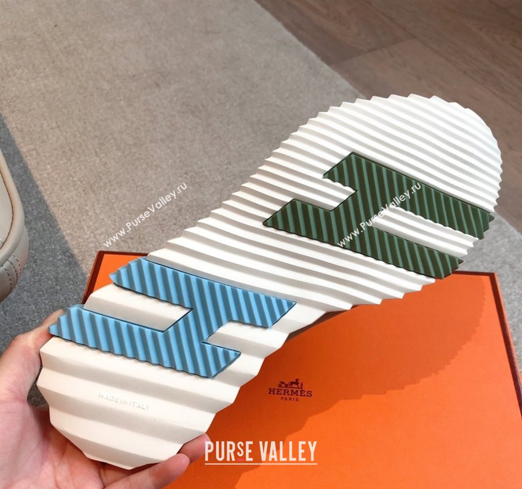 Hermes Bouncing Sneakers in Textured Mesh and Suede Green 10 2025 0417 (XC-250417156)