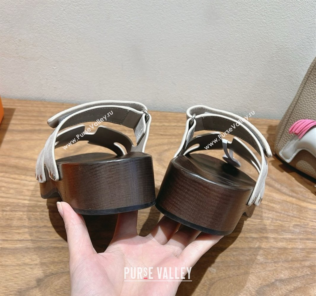 Hermes Kos Clog Slides Sandal 4cm in Suede and Wood Outsole Beige Grey 2025 0419 (XC-250419036)