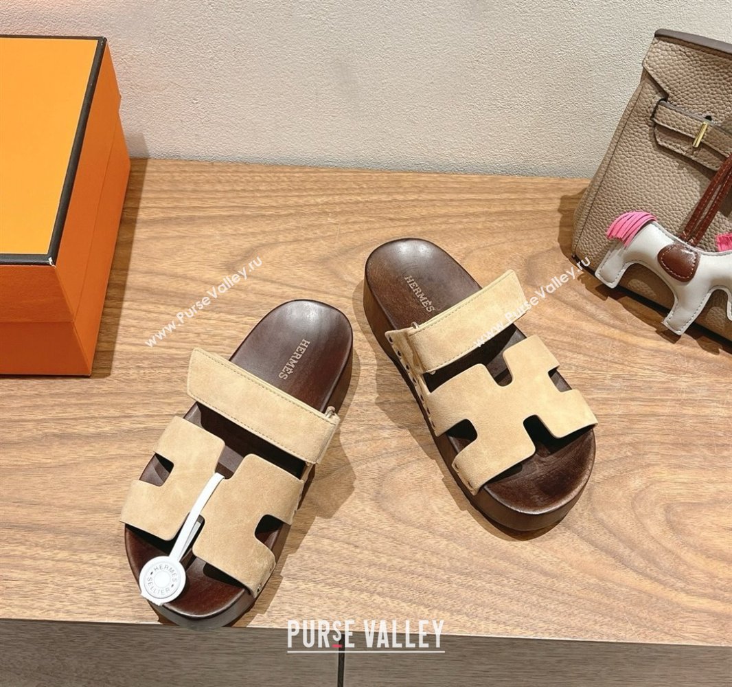 Hermes Kos Clog Slides Sandal 4cm in Suede and Wood Outsole Beige2 2025 0419 (XC-250419040)