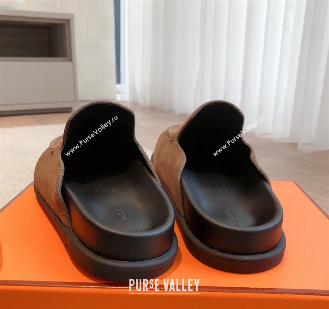 Hermes Johan Flat Mules in Suede Brown2 2025 0418 (XC-250418116)
