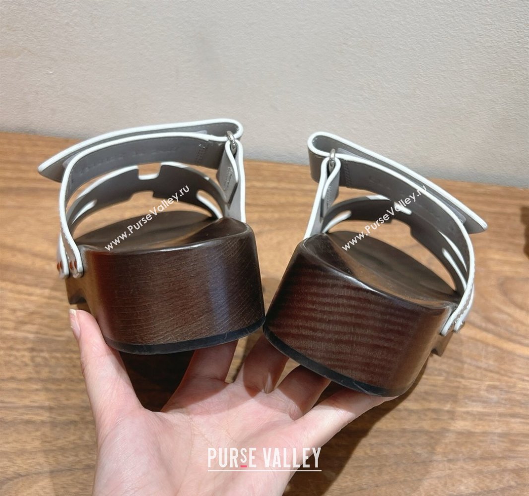 Hermes Kos Clog Slides Sandal 4cm in Calfskin Leather and Wood Outsole Pale Grey 2025 0419 (XC-250419050)