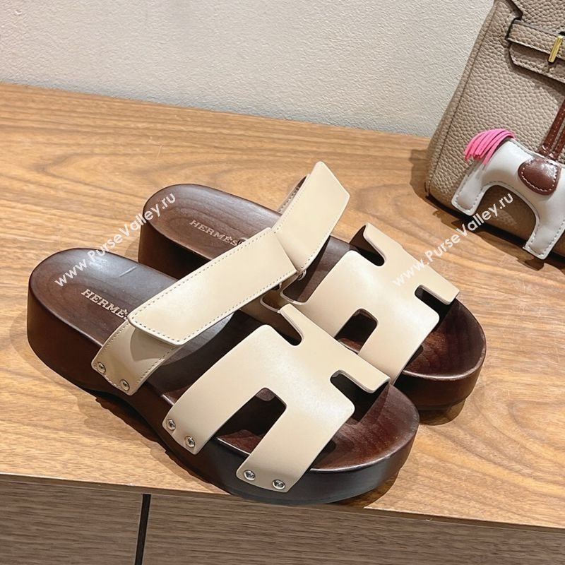 Hermes Kos Clog Slides Sandal 4cm in Calfskin Leather and Wood Outsole Beige2 2025 0419 (XC-250419053)