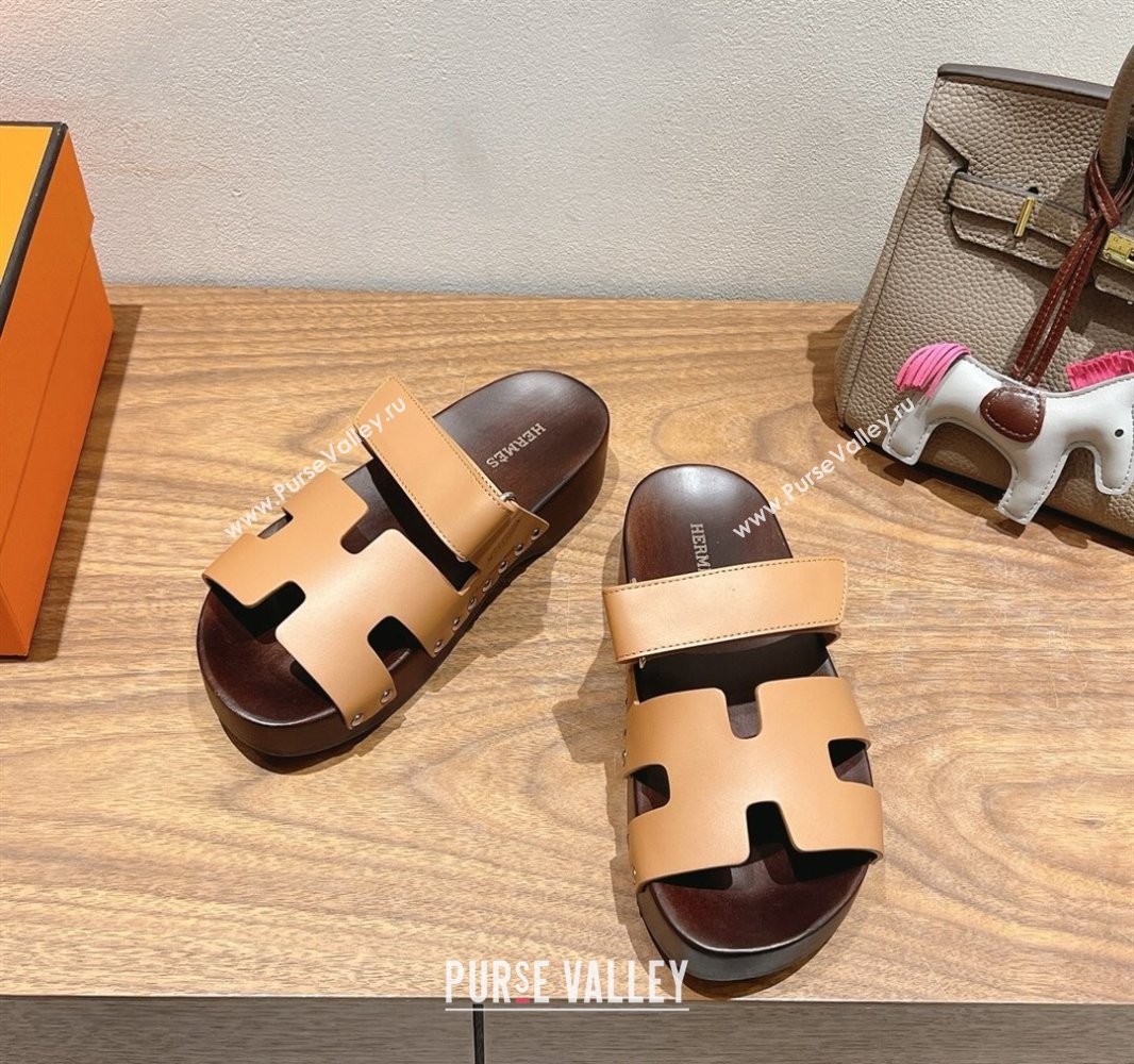 Hermes Kos Clog Slides Sandal 4cm in Calfskin Leather and Wood Outsole Light Brown 2025 0419 (XC-250419054)