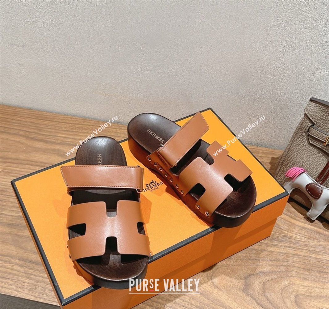 Hermes Kos Clog Slides Sandal 4cm in Calfskin Leather and Wood Outsole Tan Brown 2025 0419 (XC-250419055)