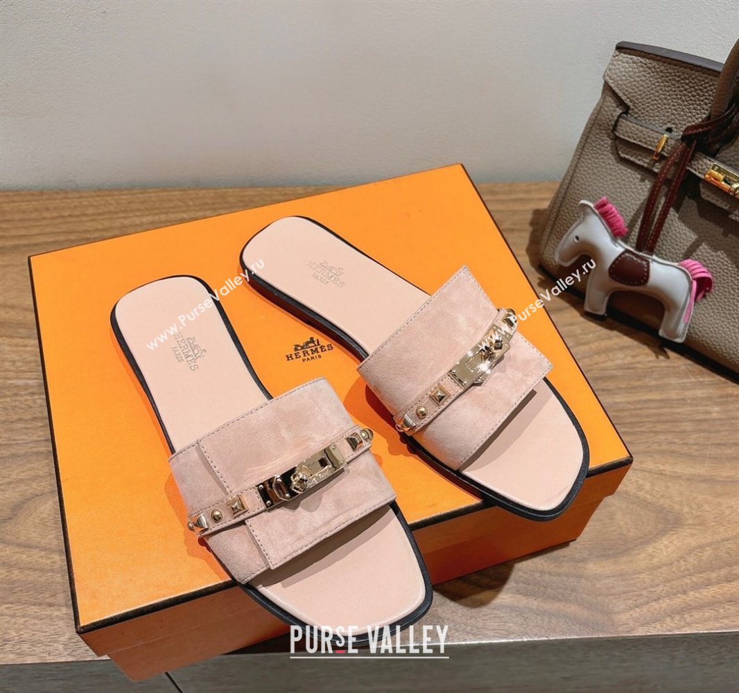 Hermes Giulia Flat Slides Sandal in Suede with Kelly Buckle and Studs Light Pink 2025 0421 (XC-250421004)