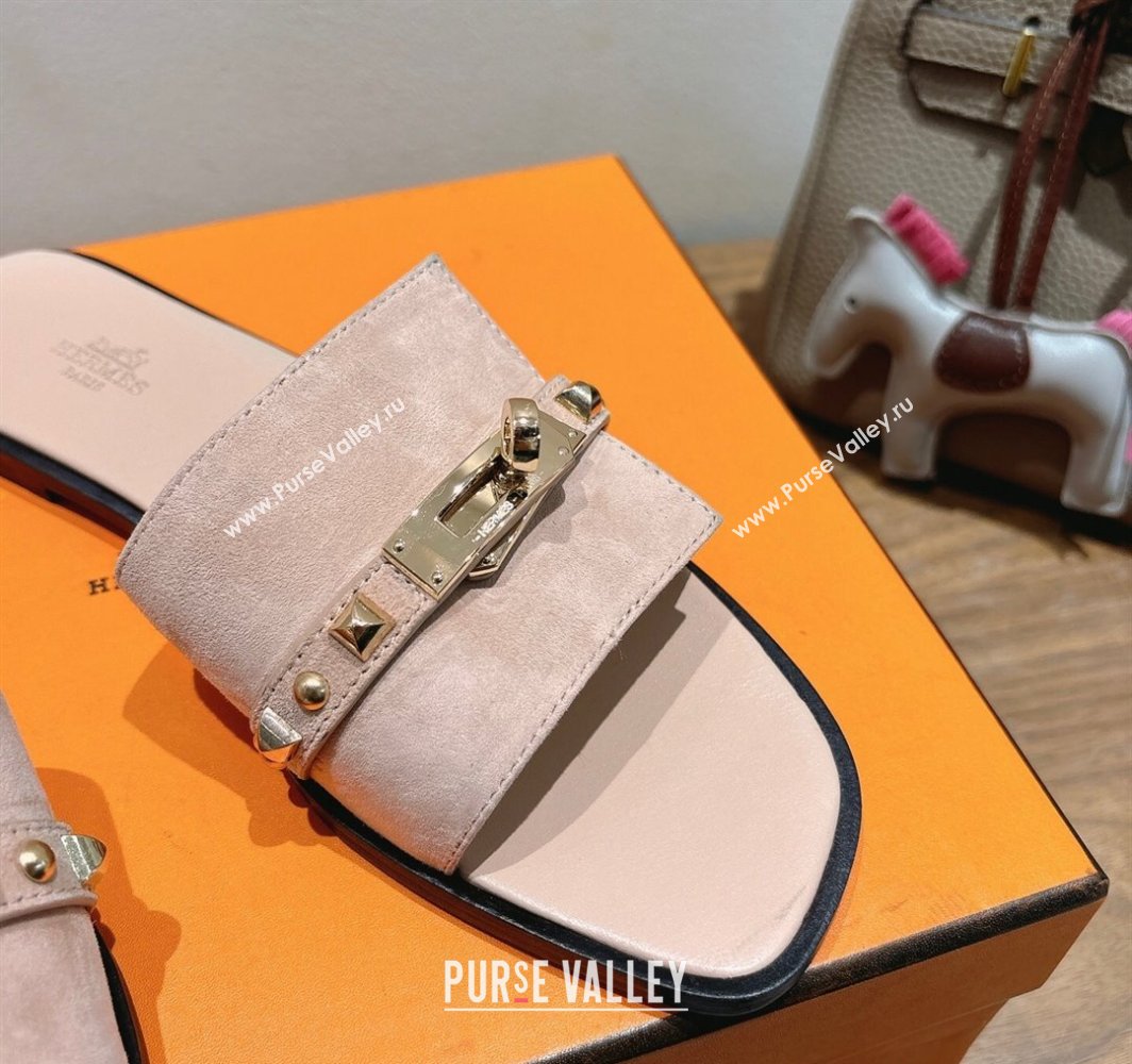 Hermes Giulia Flat Slides Sandal in Suede with Kelly Buckle and Studs Light Pink 2025 0421 (XC-250421004)