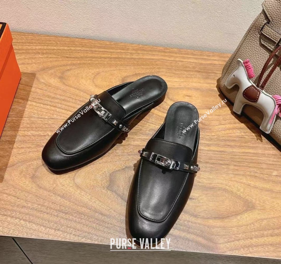 Hermes Oz Flat Mules in Calfskin with Kelly Buckle and Studs Black 2025 0421 (XC-250421008)