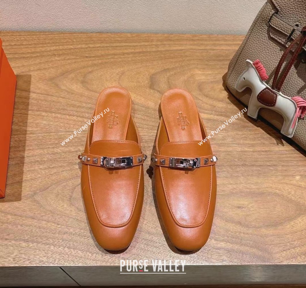 Hermes Oz Flat Mules in Calfskin with Kelly Buckle and Studs Brown 2025 0421 (XC-250421009)