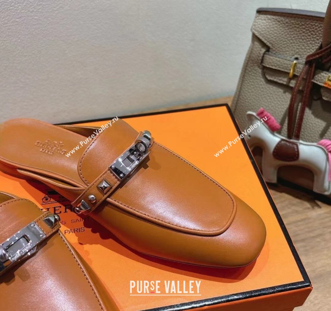 Hermes Oz Flat Mules in Calfskin with Kelly Buckle and Studs Brown 2025 0421 (XC-250421009)