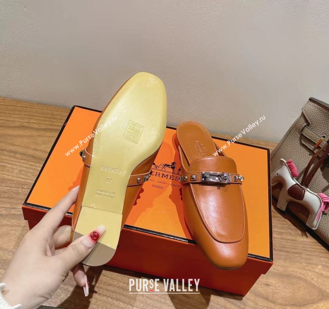 Hermes Oz Flat Mules in Calfskin with Kelly Buckle and Studs Brown 2025 0421 (XC-250421009)