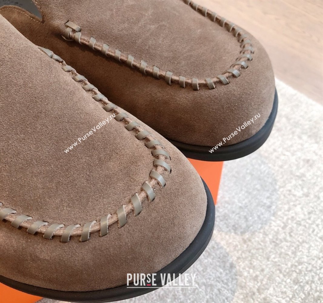 Hermes Johan Flat Mules in Suede Taupe 2025 0418 (XC-250418122)