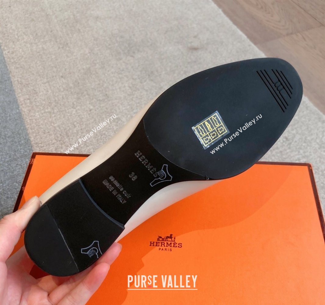 Hermes Royal Loafers in Calfskin Leather with Fringe White2 2025 0419 (XC-250419121)
