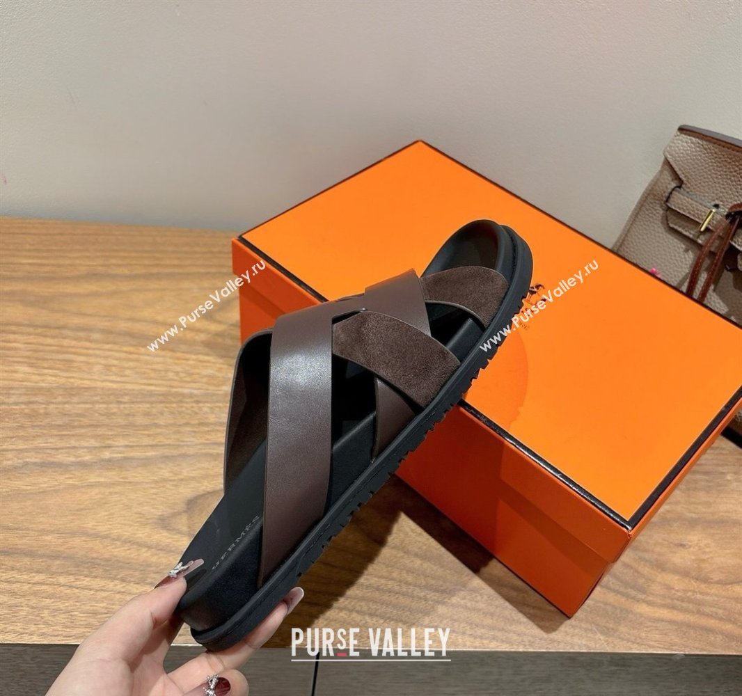 Hermes Kazimir Flat Slides Sandal in Woven Suede and Calfskin Leather Fondant Brown 2025 0419 (XC-250419090)