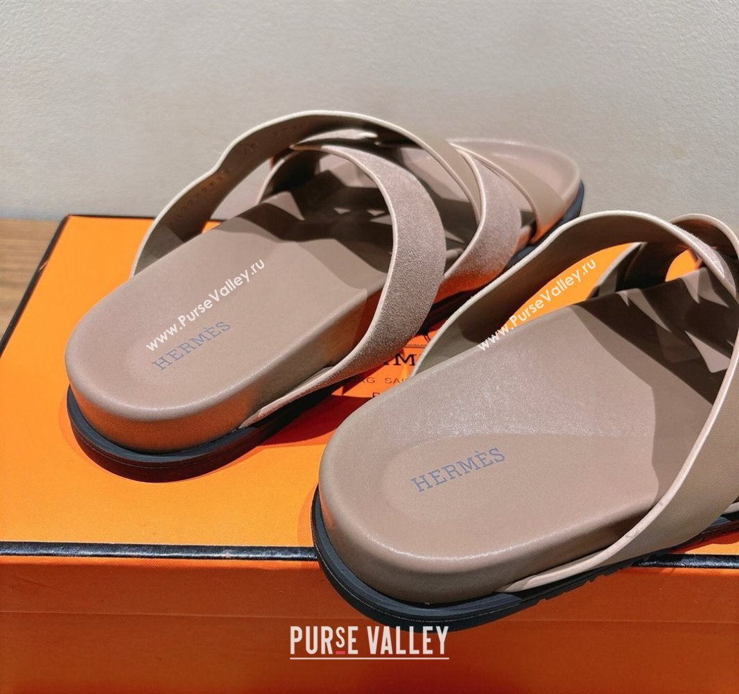 Hermes Kazimir Flat Slides Sandal in Woven Suede and Calfskin Leather Elephant Grey 2025 0419 (XC-250419097)