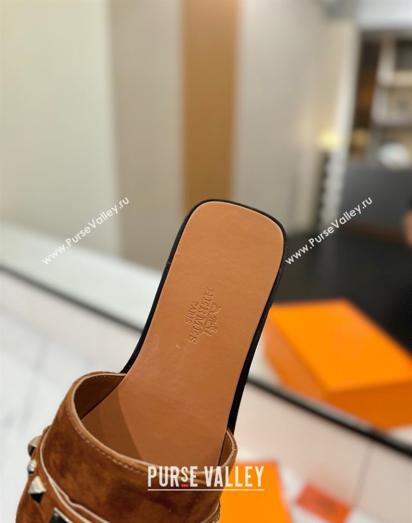 Hermes Giulia Flat Slides Sandal in Suede with Kelly Buckle and Studs Brown 2025 0421 (MD-250421025)