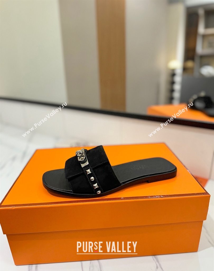 Hermes Giulia Flat Slides Sandal in Suede with Kelly Buckle and Studs Black 2025 0421 (MD-250421026)