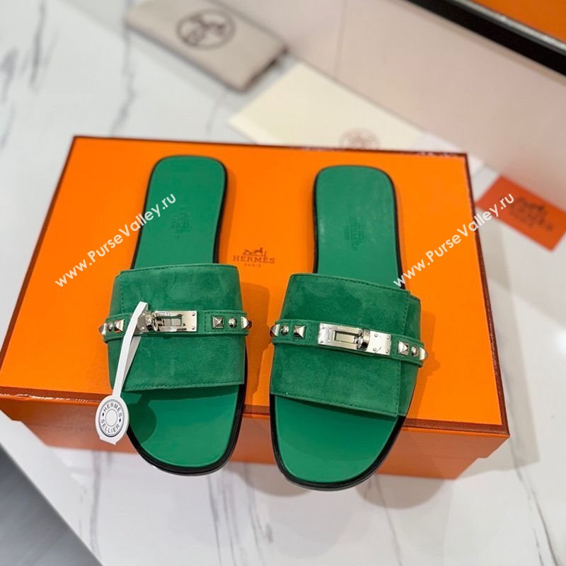 Hermes Giulia Flat Slides Sandal in Suede with Kelly Buckle and Studs Green2 2025 0421 (MD-250421029)