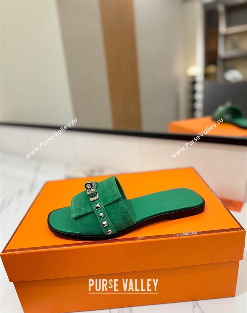 Hermes Giulia Flat Slides Sandal in Suede with Kelly Buckle and Studs Green2 2025 0421 (MD-250421029)