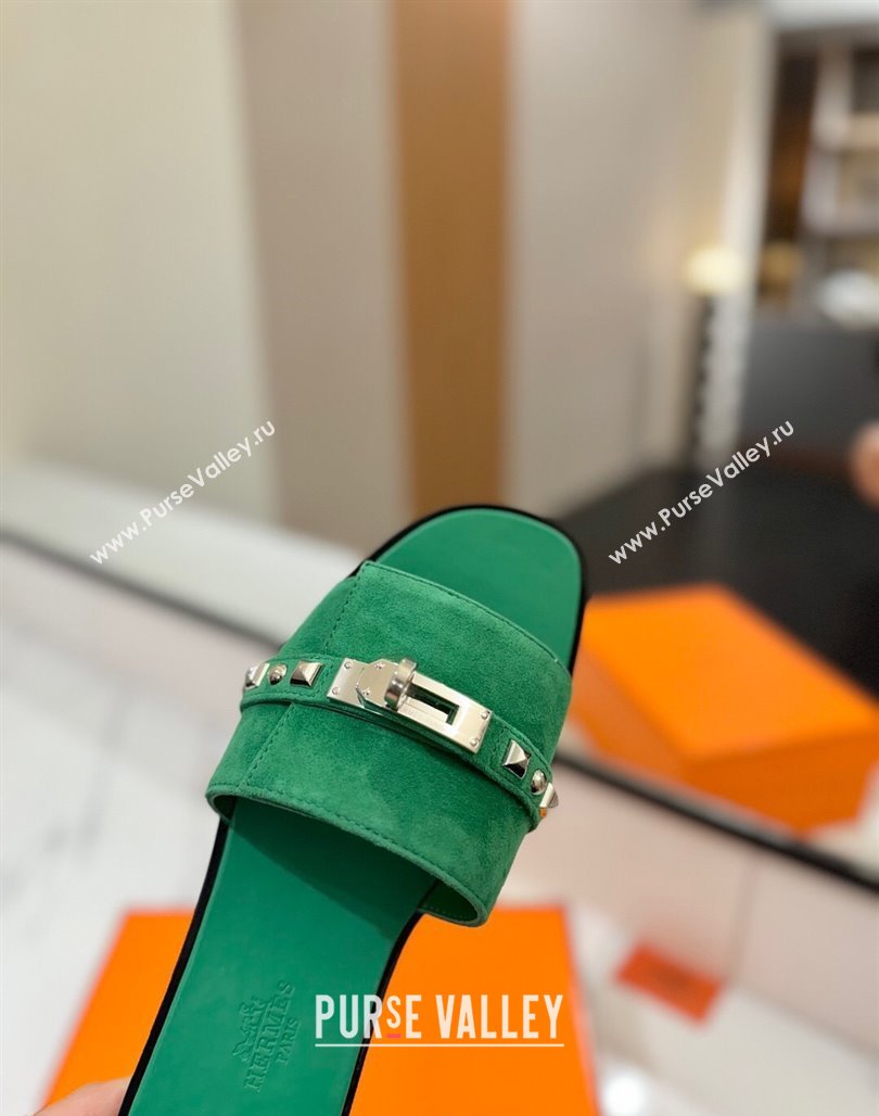 Hermes Giulia Flat Slides Sandal in Suede with Kelly Buckle and Studs Green2 2025 0421 (MD-250421029)
