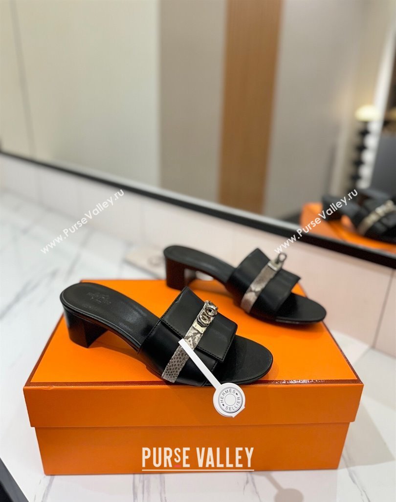 Hermes Gigi Heel Slides Sandal 4.5cm in Calfskin Leather with Kelly Buckle Black 2025 0421 (MD-250421034)