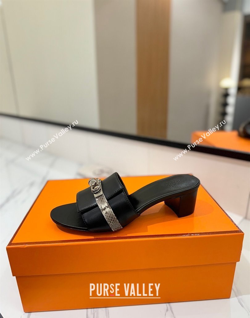 Hermes Gigi Heel Slides Sandal 4.5cm in Calfskin Leather with Kelly Buckle Black 2025 0421 (MD-250421034)
