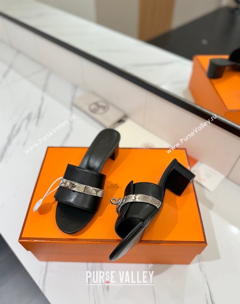 Hermes Gigi Heel Slides Sandal 4.5cm in Calfskin Leather with Kelly Buckle Black 2025 0421 (MD-250421034)