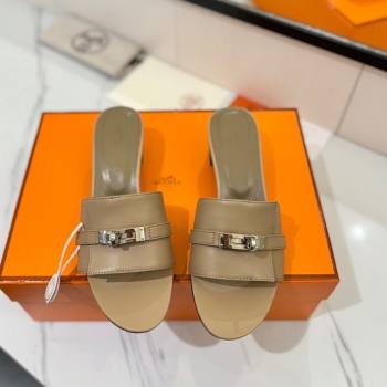 Hermes Gigi Heel Slides Sandal 4.5cm in Smooth Calfskin with Kelly Buckle Beige 2025 0421 (MD-250421038)