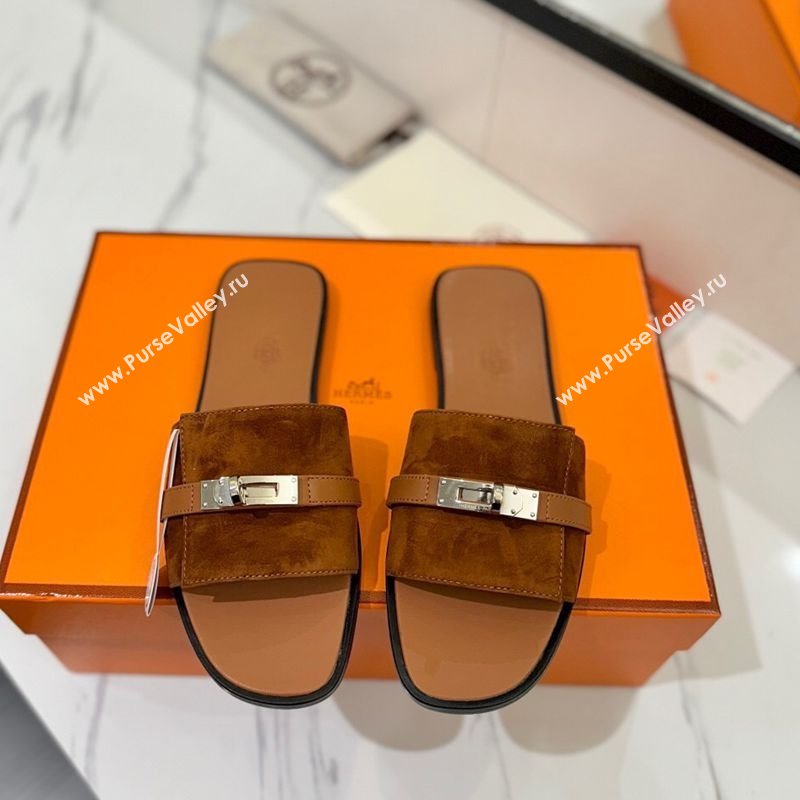 Hermes Giulia Flat Slides Sandal in Suede with Kelly Buckle Strap Brown 2025 0421 (MD-250421048)