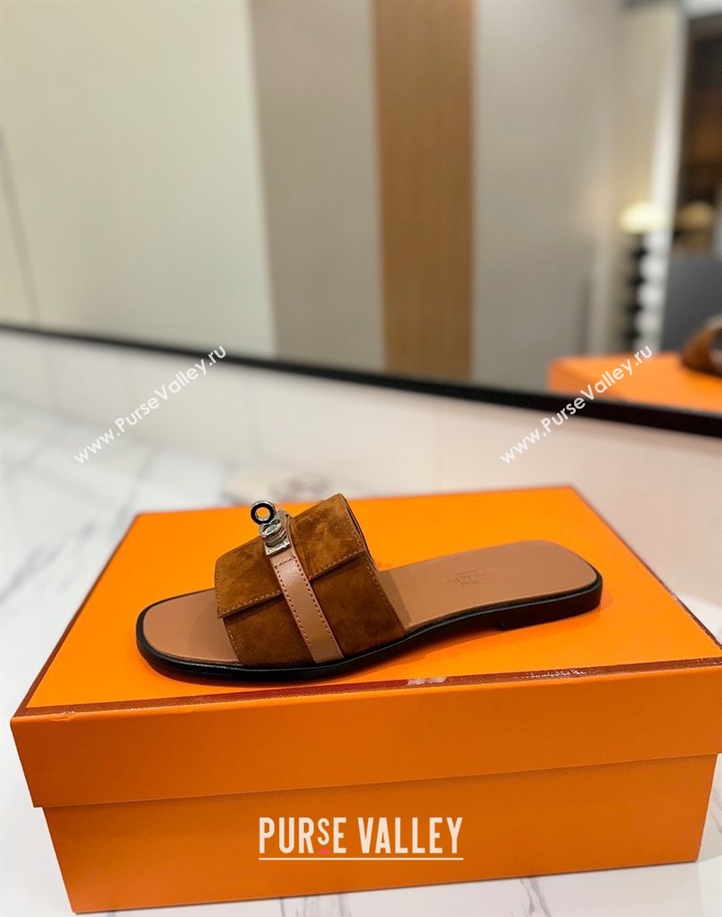 Hermes Giulia Flat Slides Sandal in Suede with Kelly Buckle Strap Brown 2025 0421 (MD-250421048)