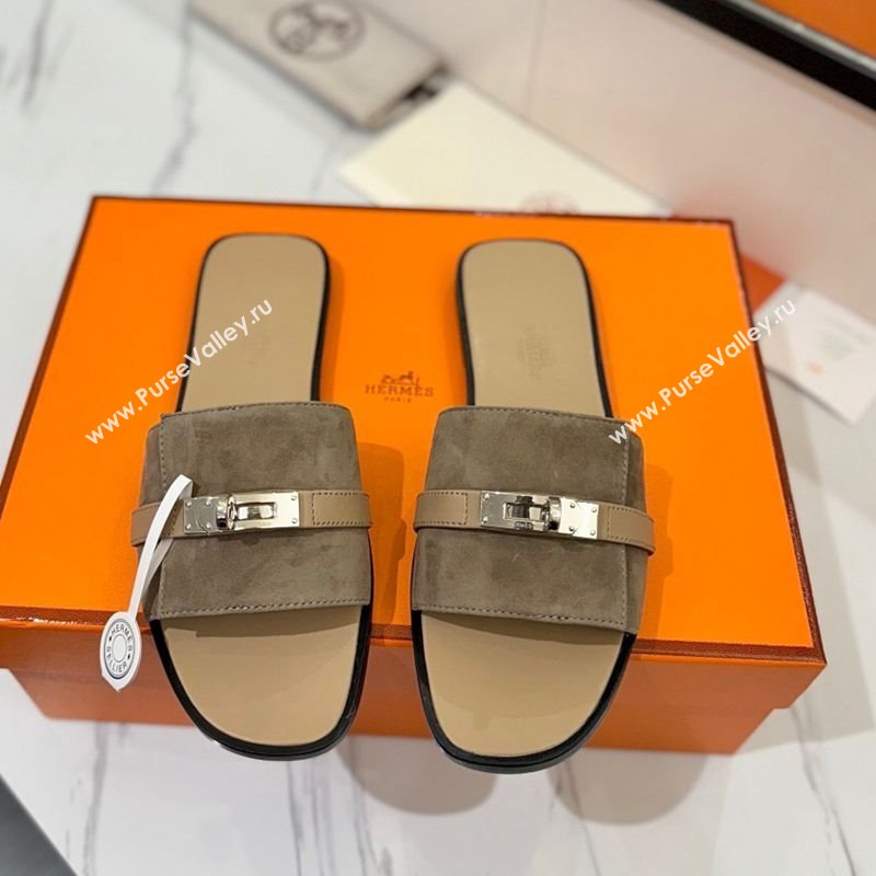 Hermes Giulia Flat Slides Sandal in Suede with Kelly Buckle Strap Grey 2025 0421 (MD-250421049)