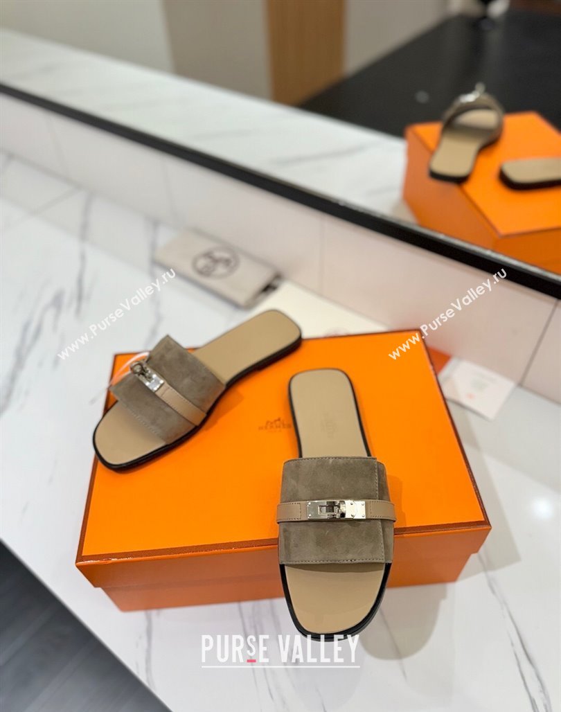 Hermes Giulia Flat Slides Sandal in Suede with Kelly Buckle Strap Grey 2025 0421 (MD-250421049)