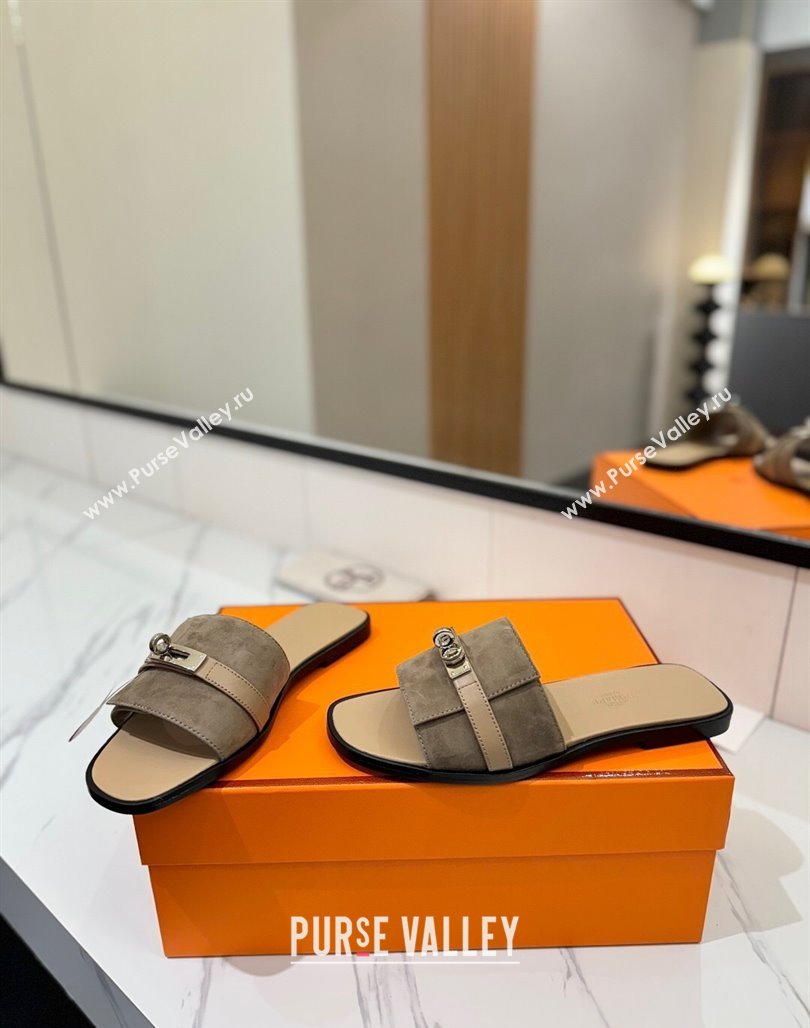 Hermes Giulia Flat Slides Sandal in Suede with Kelly Buckle Strap Grey 2025 0421 (MD-250421049)